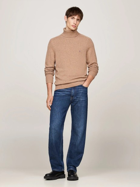 Pure Wool Turtleneck 2