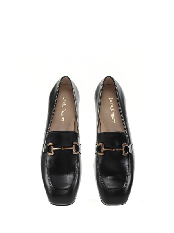 Leather loafer with horsebit detail