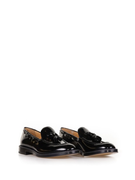 Loafer with tassels