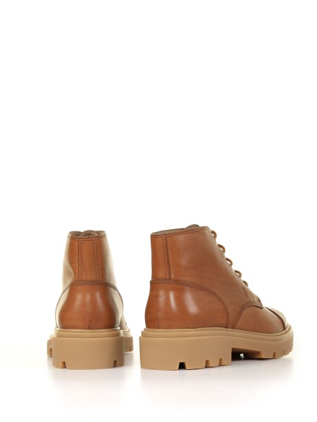 Stivaletto in pelle