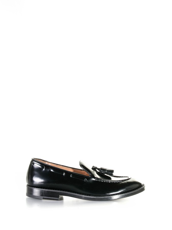 Leather loafer
