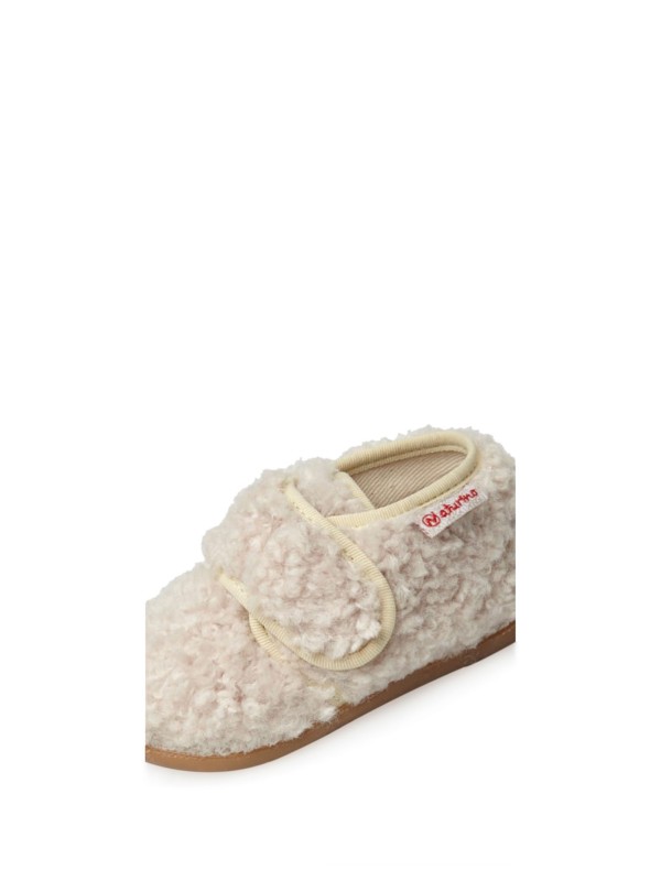 Wool slippers