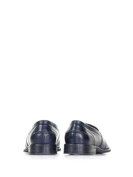 Leather loafer with strap