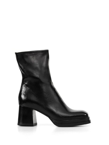 Stivaletto in pelle Stivaletto in pelle