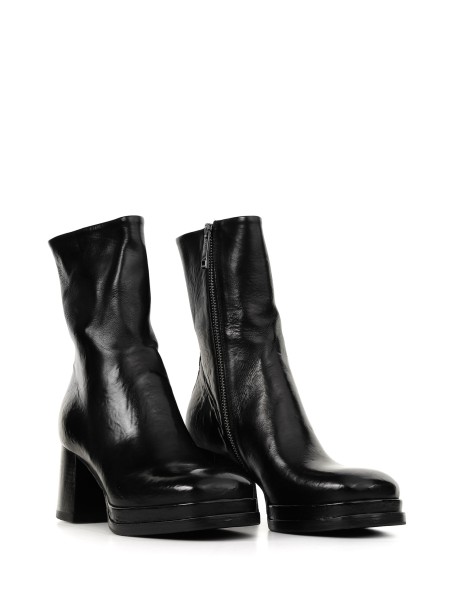 Stivaletto in pelle