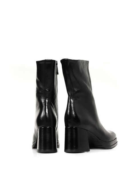 Stivaletto in pelle