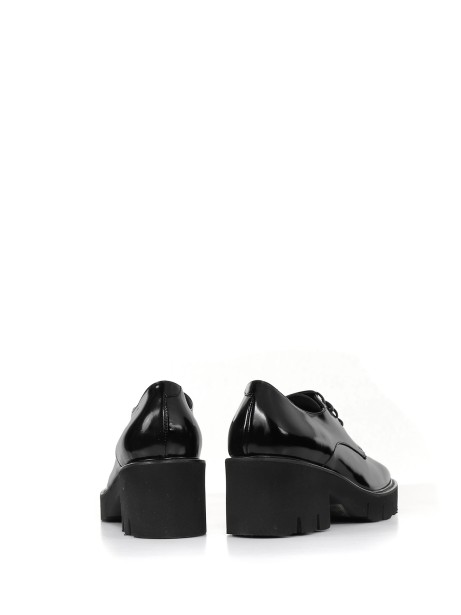 Derby shoes in brushed calfskin