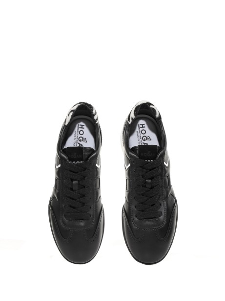 Olympia-z sneaker in black leather