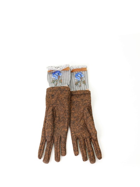 Gloves with flower in wool and fabric