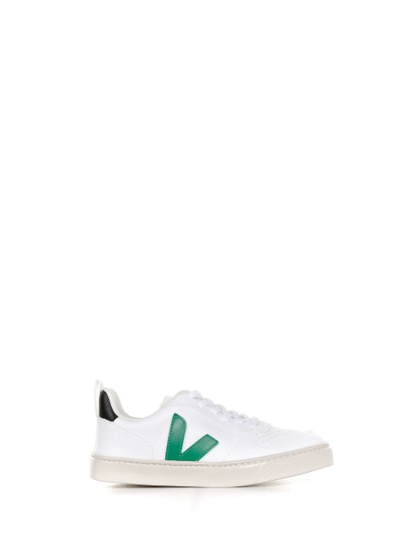 Sneaker with side logo