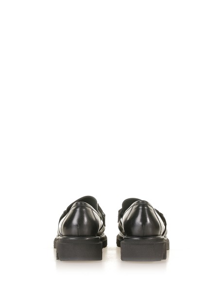 Nappa leather moccasin with accessory