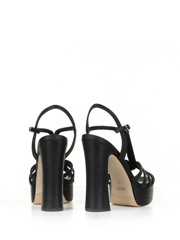 Sandalo aperto con plateau