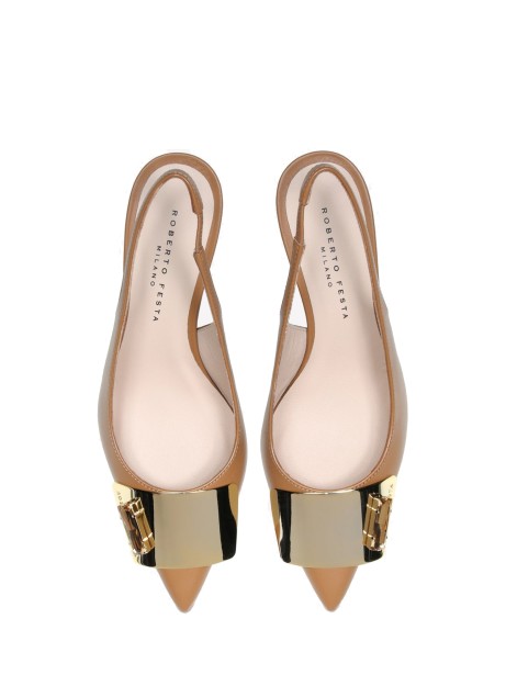 Chanel slingback in softy camel with plaque accessory