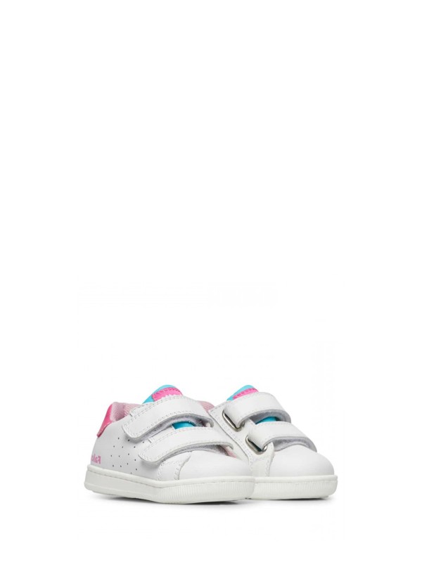 Leather sneaker with strap
