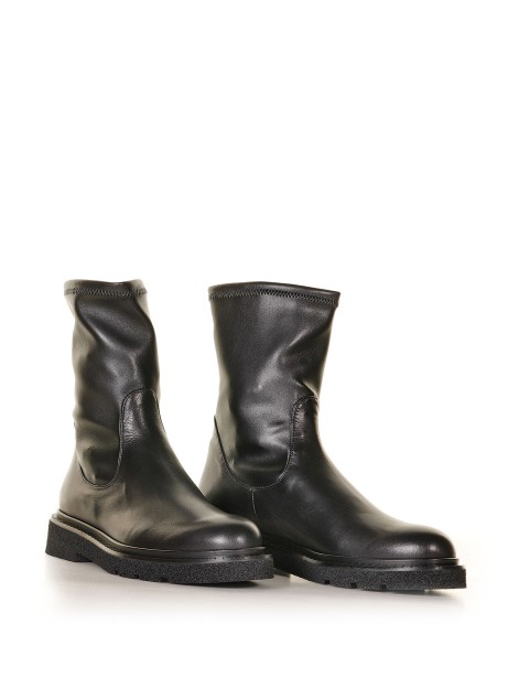 Black ankle boot in soft leather