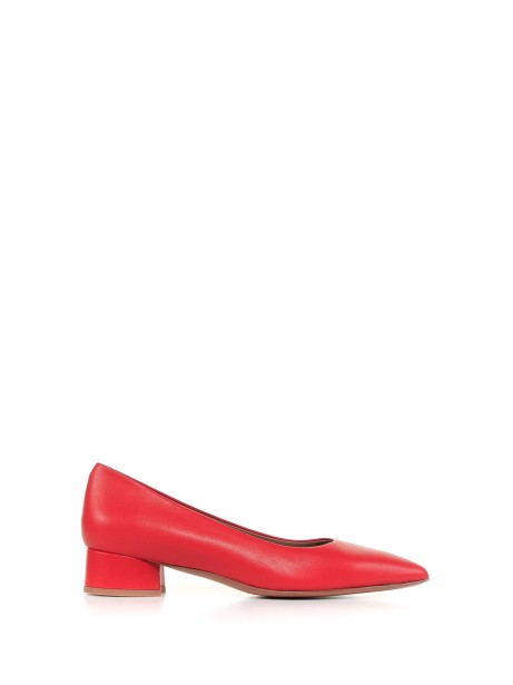 Pump in red leather Pump in red leather