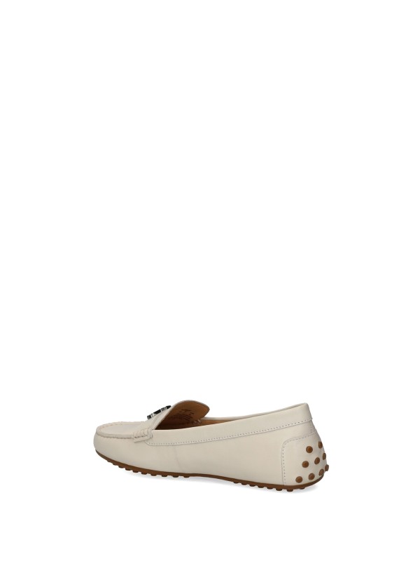Moccasin in soft white leather