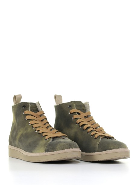 P01 suede ankle boot