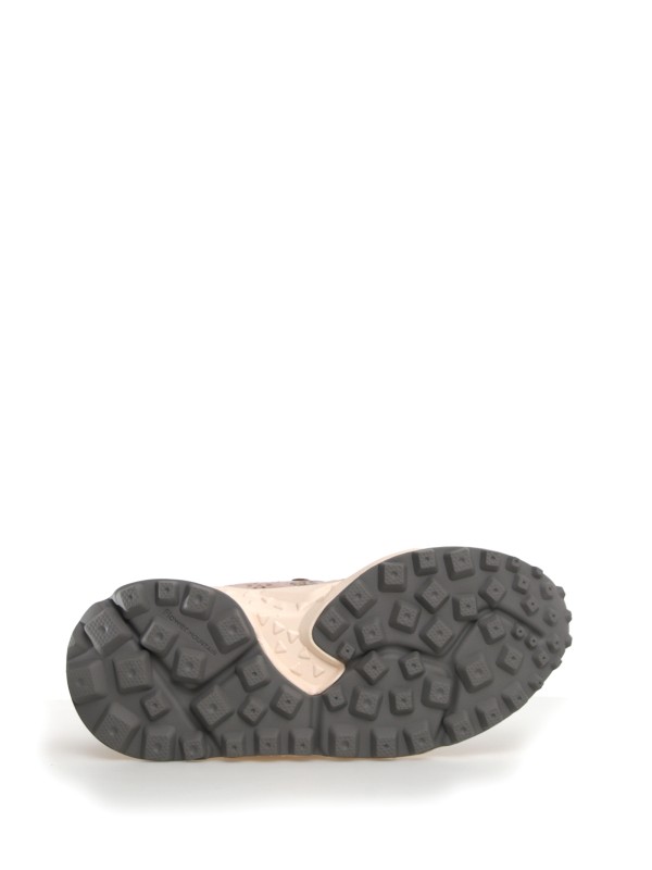 Sneakers in wool and suede