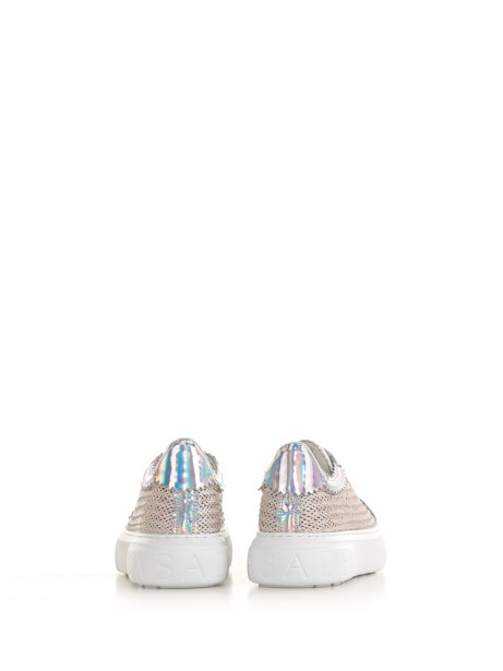 Off-road sneaker in woven leather