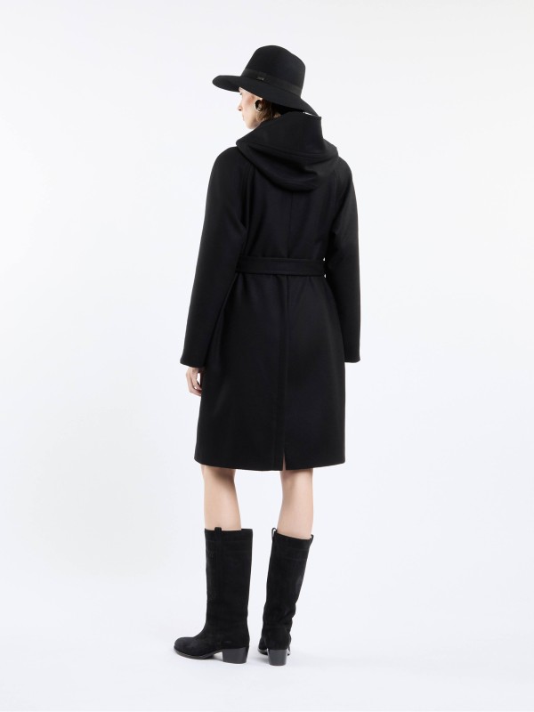 Cappotto donna blu con bottoni e cintura