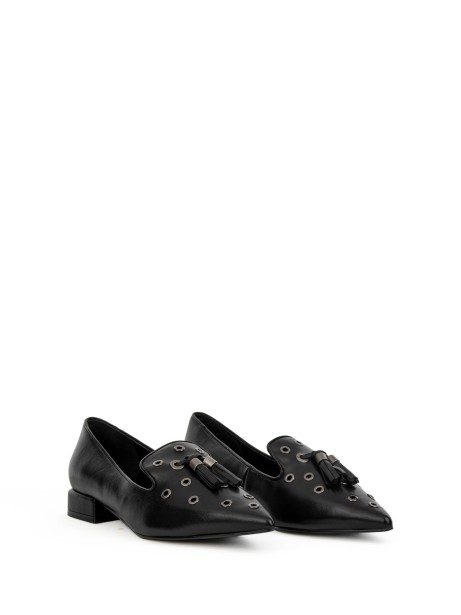 Ballerina nera in pelle con nappine