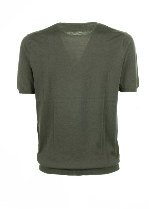 Green crew-neck t-shirt