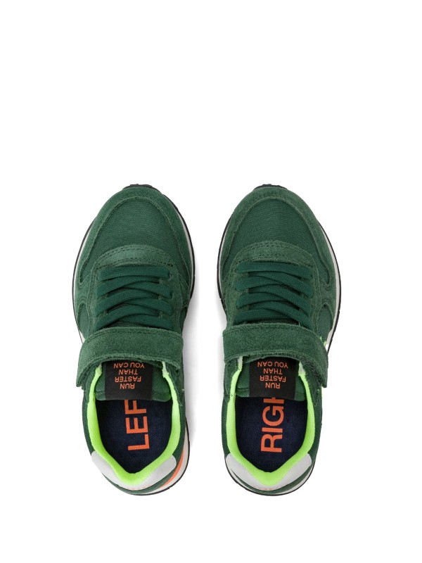 Green kids sneaker with strap