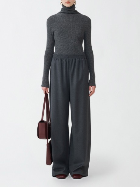 Women's onyx flannel trousers