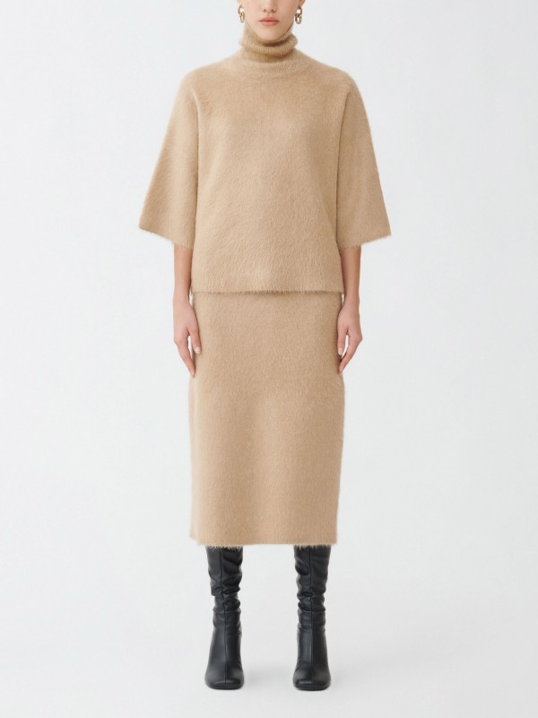 Camel short sleeve turtleneck sweater