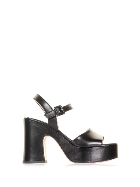 Leather sandal with strap and platform