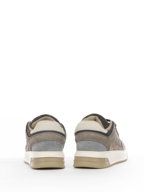 H667 Chamallow sneaker in suede