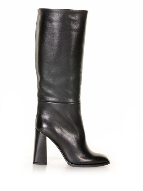 Nicole Bonnet black leather boots