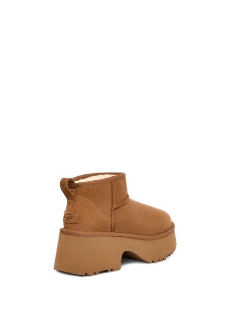 Classic Ultra Mini New Heights boots in suede
