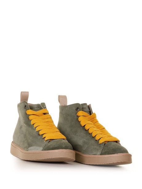 P01 ankle boot in green suede