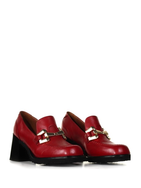 Mocassino in pelle con morsetto 2