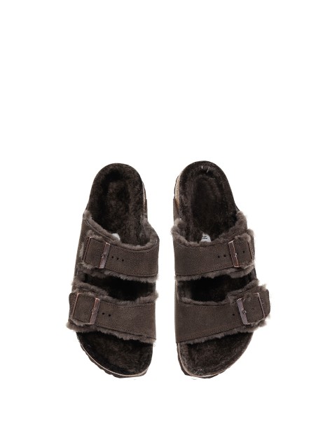 Lamb fur sandals