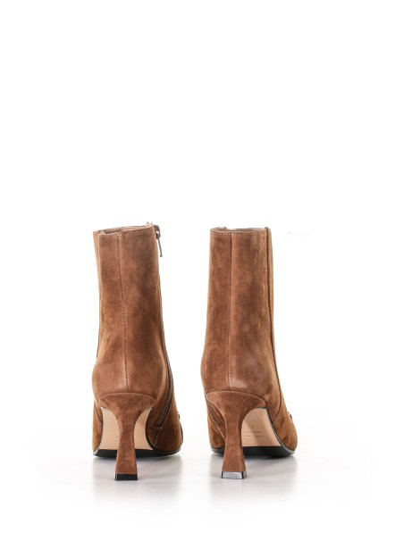 Stivaletto in suede