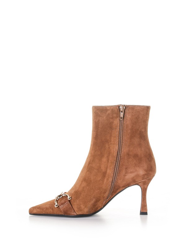 Stivaletto in suede