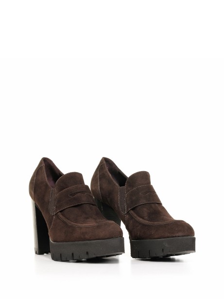 Mocassino in suede con tacco 2