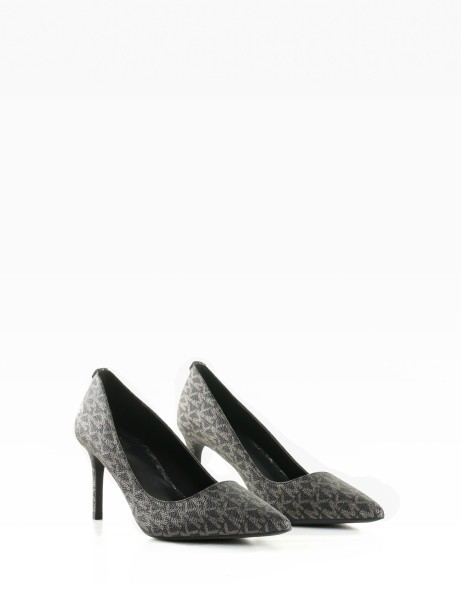 Décolleté with logo 2