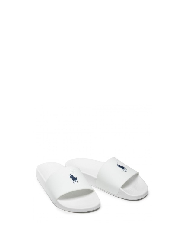 Slipper with contrasting logo