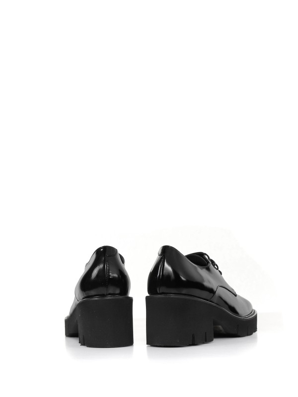 Derby shoes in brushed calfskin