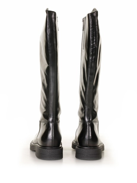 Brook boot in matte leather