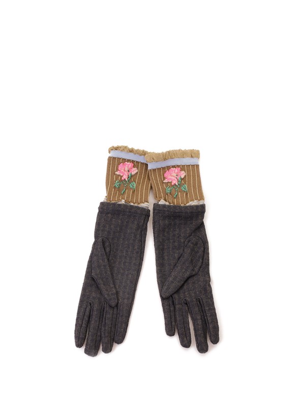 Gloves with flower in wool and fabric