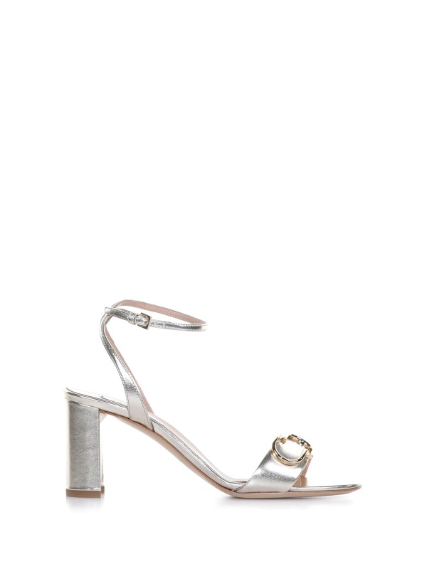 Sandal with heel and strap Sandal with heel and strap