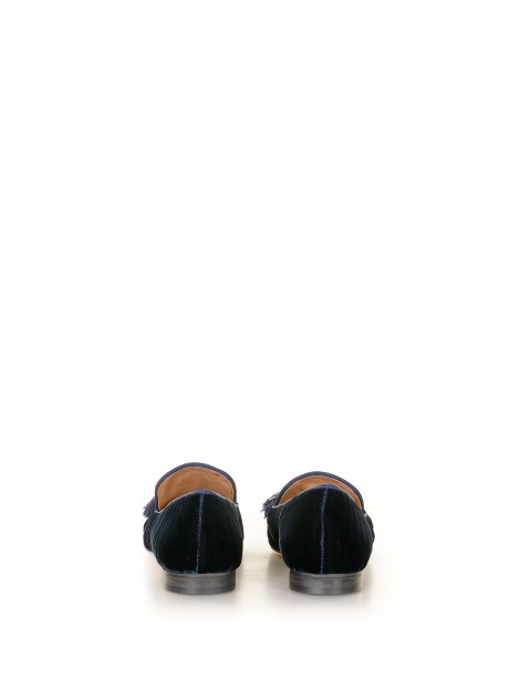 Velvet ballerina with tassels