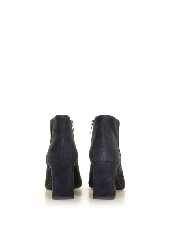 Green suede ankle boot