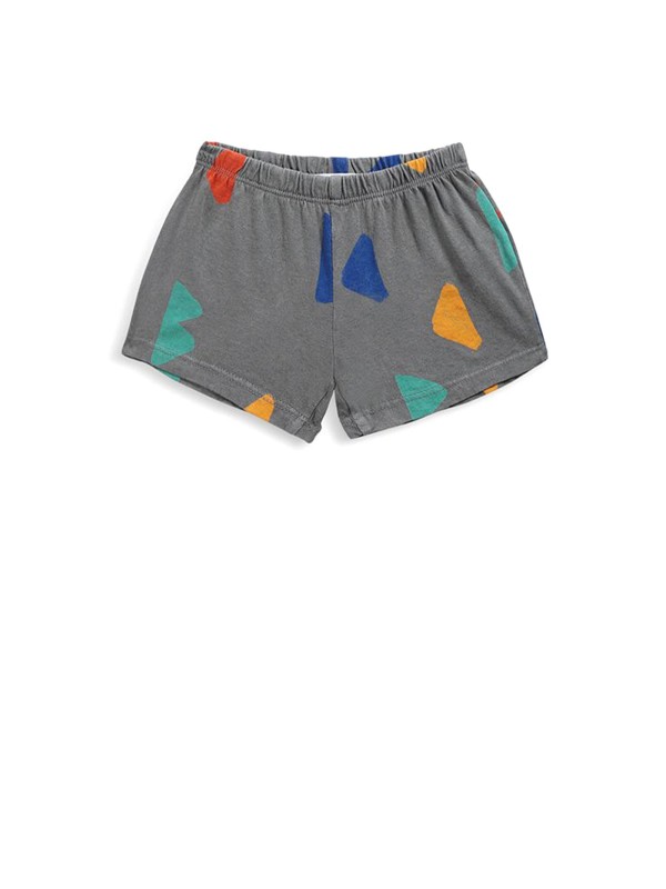 Shorts with contrast details