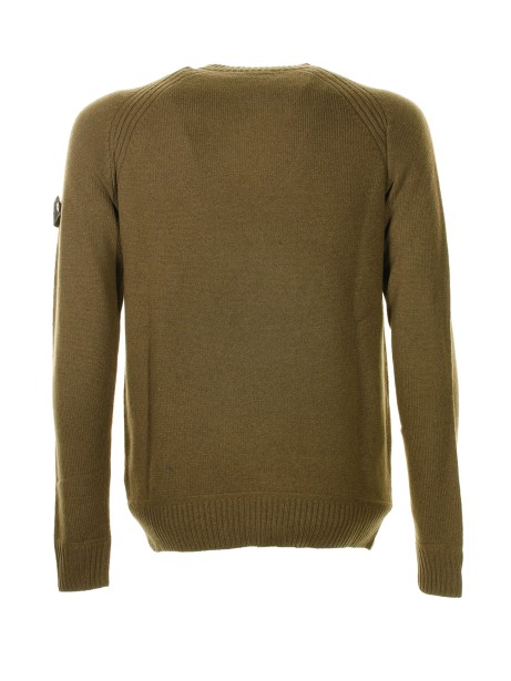 Green crewneck sweater